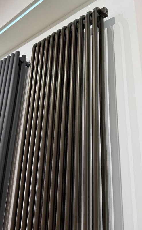 Дизайн-радіатор з нижнім підключенням Terma Delfin 1800x500 mm, Anodic Brown WGDLF180050KABNZX