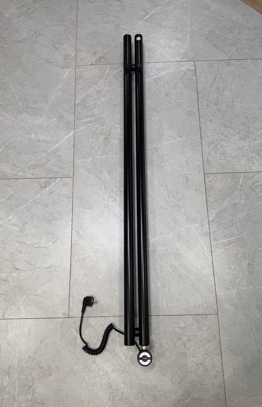 Рушникосушка електрична Terma ROLO HANGER 1400x95 Black mat, тен MOA справа