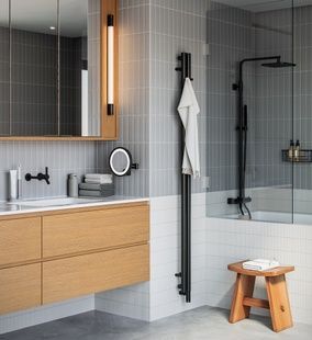 Рушникосушка електрична Terma ROLO HANGER 1200x95 Black mat, тен ONE з правої сторони