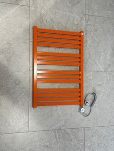 Рушникосушка електрична Terma Marlin 780x530 RAL 2010, тен MOA