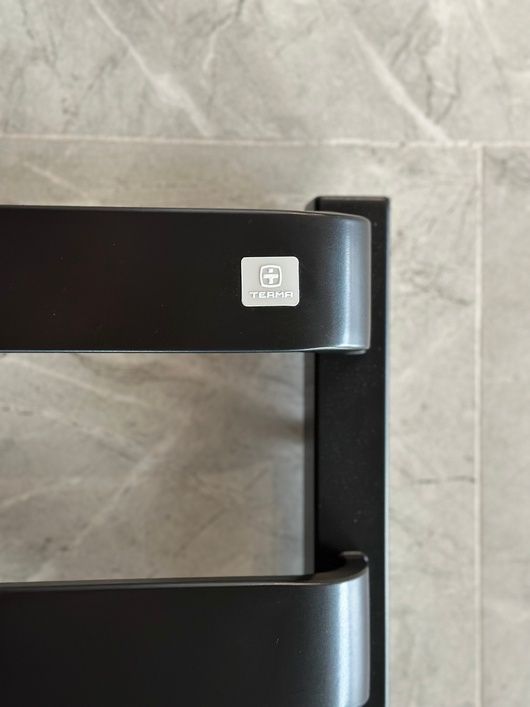 Рушникосушка електрична Terma Wix 850x500 Black mat, з теном MOA