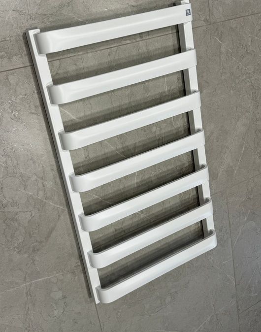Рушникосушка водяна Terma WIX 850x500, White mat